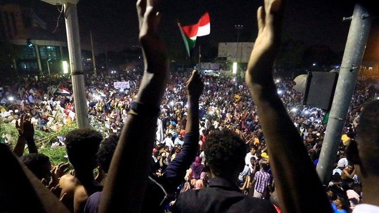 Sudan’da ordu harekete geçti